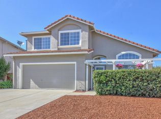 13 Antigua Cir, Salinas, CA 93905
