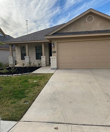 3rd image of 106 Retama Rd