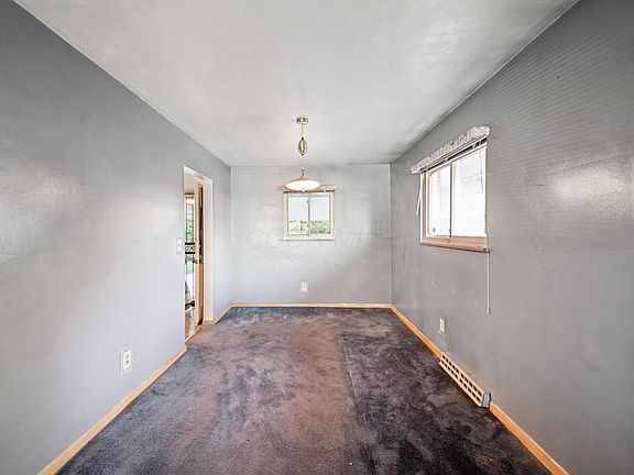 5th image of 1483 Courtright Rd