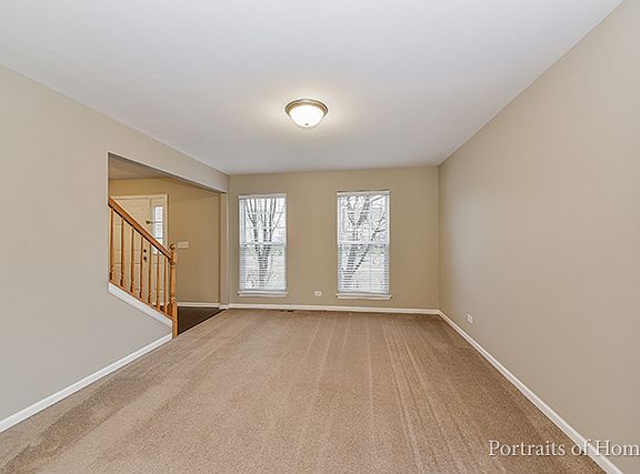 5th image of 3256 Julie Ln