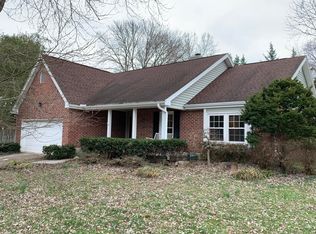 8812 Nubbin Ridge Rd, Knoxville, TN 37923