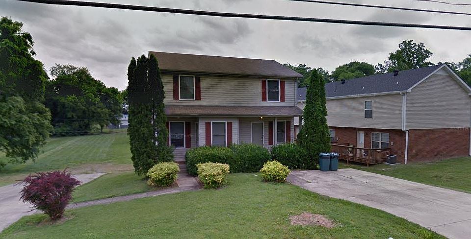 1st image of 1433 Golf Club Ln