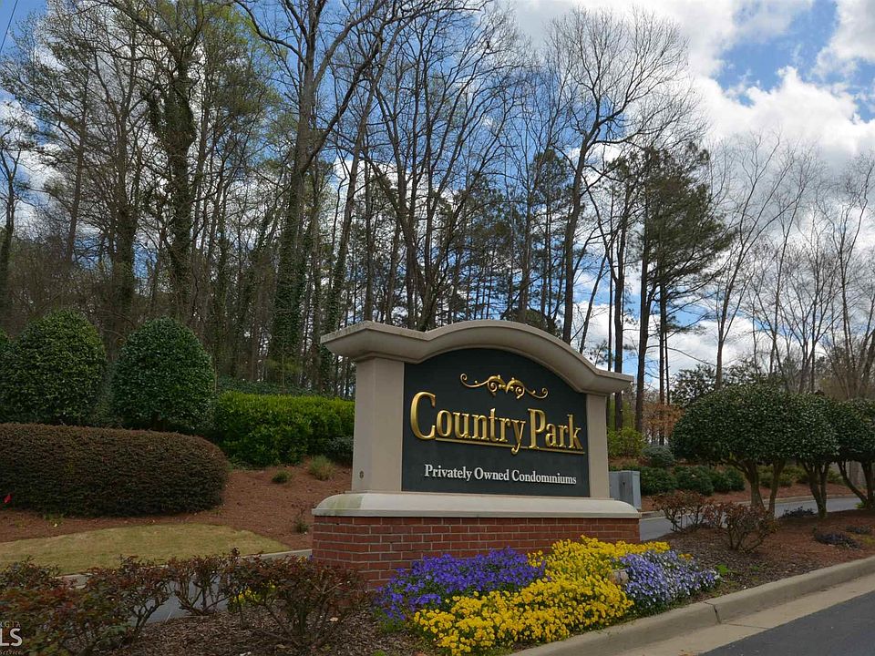 2nd image of 1203 Country Park Dr SE