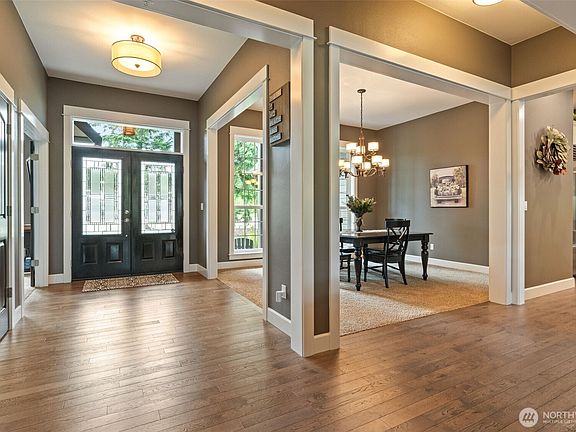 5th image of 8022 57th Lane NE