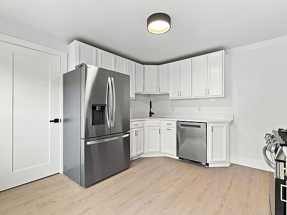 4th image of 54-56 Alden Ave