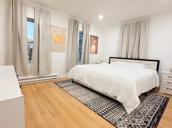 69 Plain St #A, Rutland, VT 05701