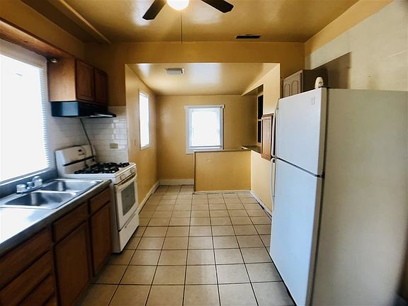 4th image of 1401 Avenue E