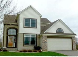 9242 Tyne Ln, Inver Grove Heights, MN 55077