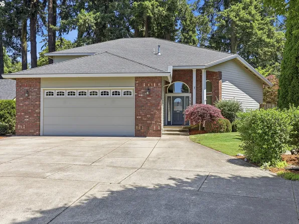 170 Daniel Dr, Eugene, OR 97404