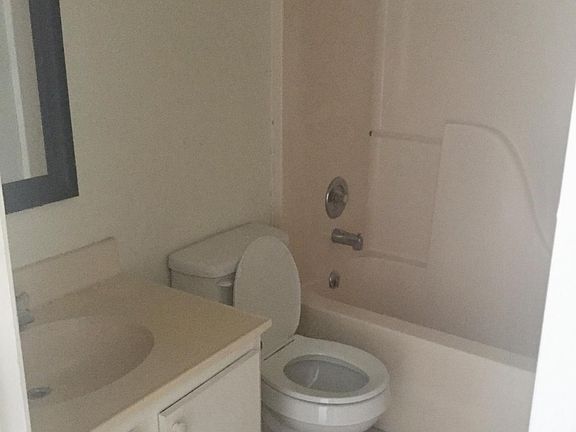 2nd image of 602 Scotch St APT 14