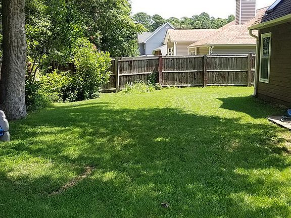5th image of 47945 Mayflower Dr