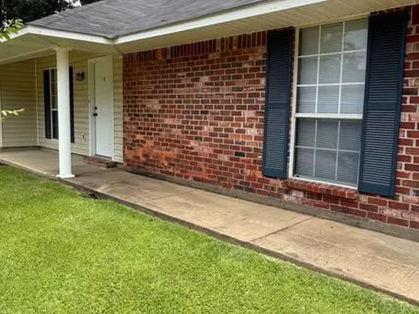 7292 Esler Field Rd, Pineville, LA 71360