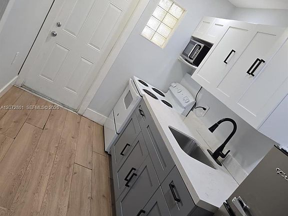 5th image of 845 NW 3rd St #B