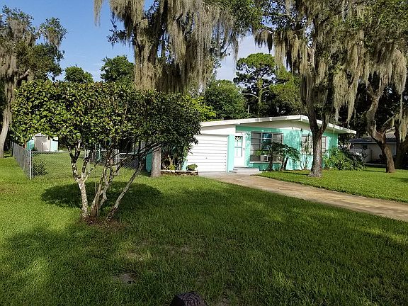 2nd image of 5591 Lancewood Dr