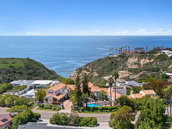 3rd image of 9450 La Jolla Farms Rd
