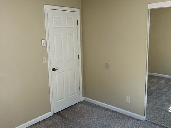 5th image of 7 Myers Ct #A