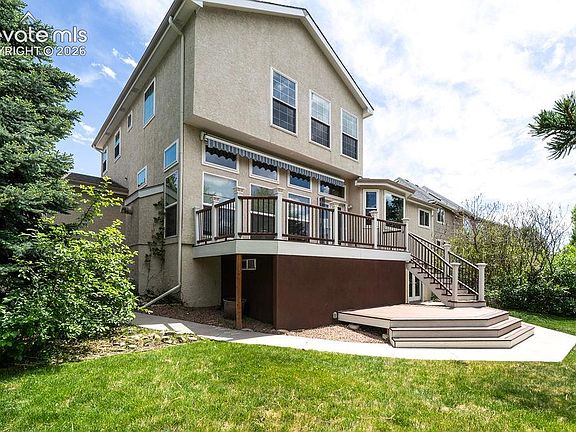 3rd image of 3780 Masters Dr