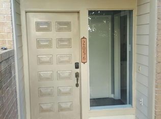 2056 Augusta Dr #2-15, Houston, TX 77057