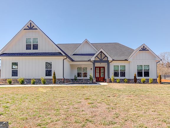 2nd image of 246 Pleasant Hill Church Rd NE