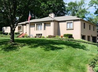 3231 Blossom Heath Rd, Dayton, OH 45419