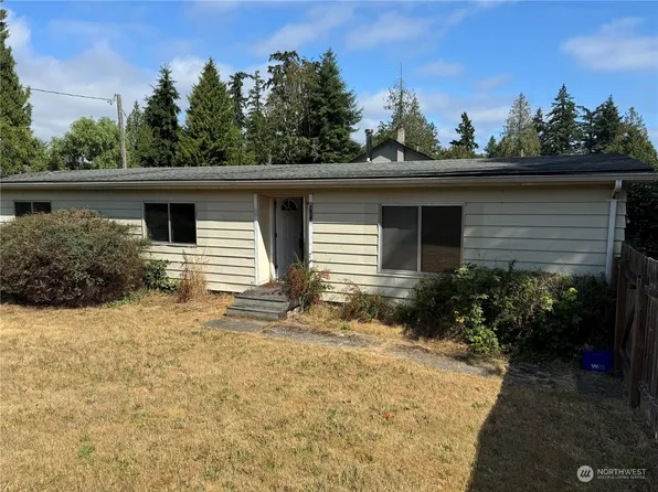 8794 Illahee Road NE, Bremerton, WA 98311