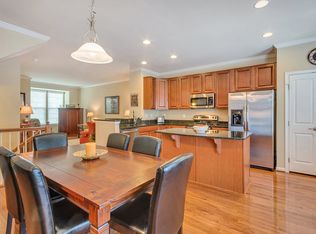 462 Rolkin Rd, Charlottesville, VA 22911