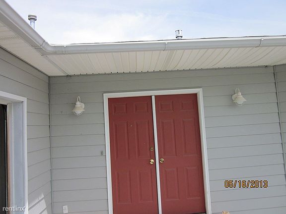 3rd image of 913 Longhorn Ct