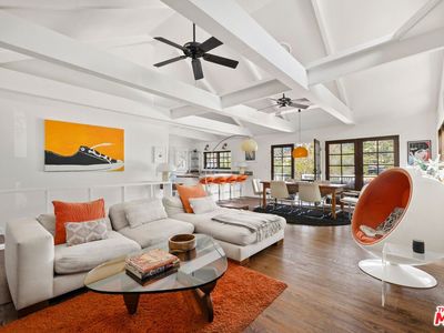 2464 Hollyridge Dr, Los Angeles, CA, 90068