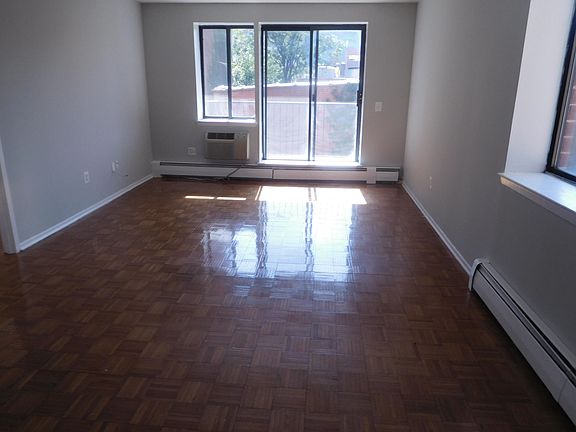 2nd image of 136-14 Northern Blvd #4J