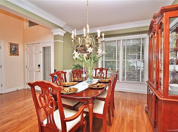 5th image of 4617 Esherwood Ln