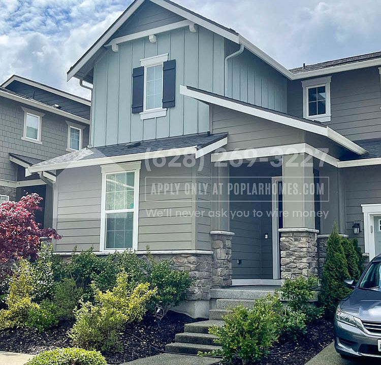 1st image of 337 Zemp Way NE