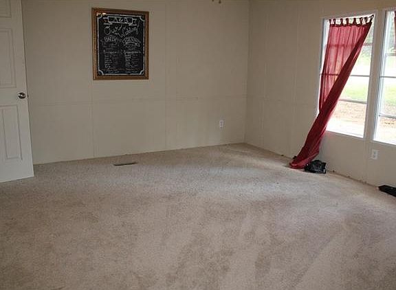 5th image of 112 Arapaho Dr