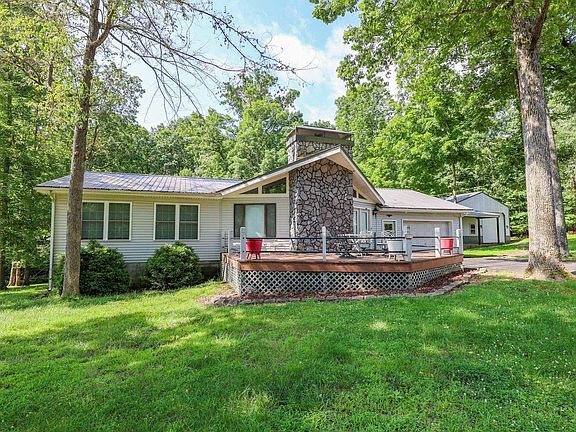 2nd image of 251 Hickory Hill Ln