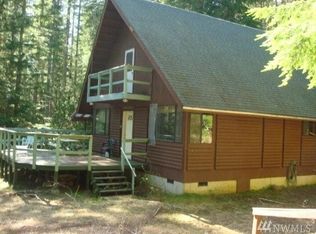 360 N Hilltop Lp, Hoodsport, WA 98548