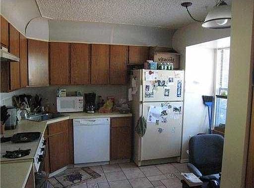 3rd image of 116 Bedford Ct