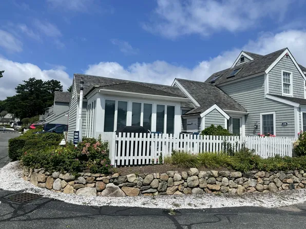 3 Hyannis Point Road, Mashpee, MA 02649