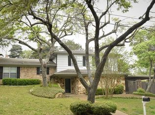 9817 Stony Point Dr, Woodway, TX 76712