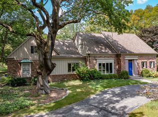 7710 Spring Mill Rd, Indianapolis, IN 46260