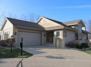 1003 Rooster Run, Middleton, WI 53562