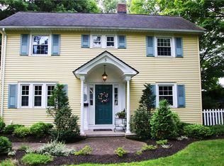 5 Hillsboro Rd, Rochester, NY 14610