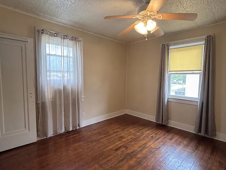 10021 Francis Lewis Blvd — Photo 14