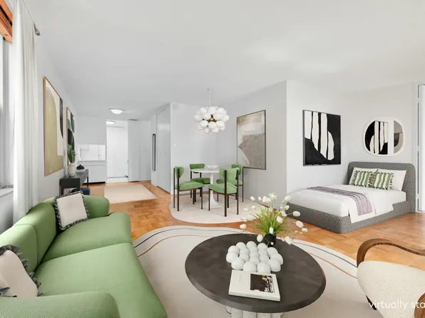 300 East 40th Street 6D image 3 of 11