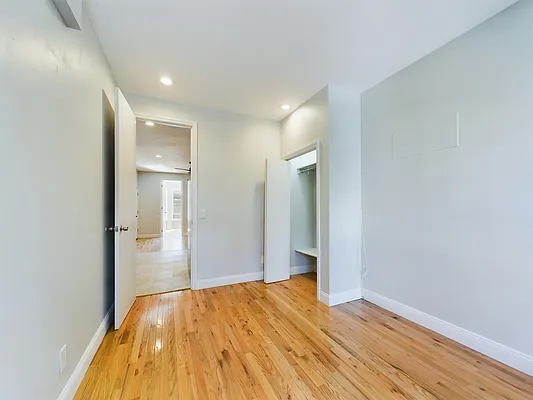 Rented by Keller Williams NYC | media 13