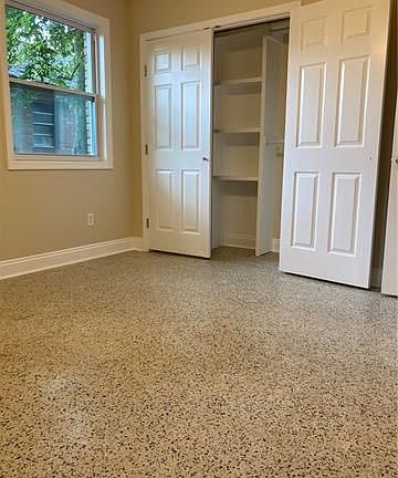 5th image of 574 Hickory Ave