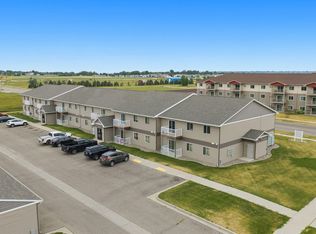 2100 33rd St NW #110, Minot, ND 58703