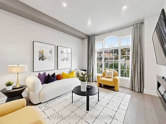 5th image of 12 Gardenia Cres