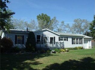 1732 Robison Rd, Erie, PA 16509