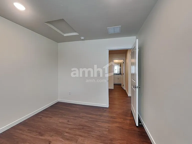1480 N Garnet Creek Ave — Photo 19