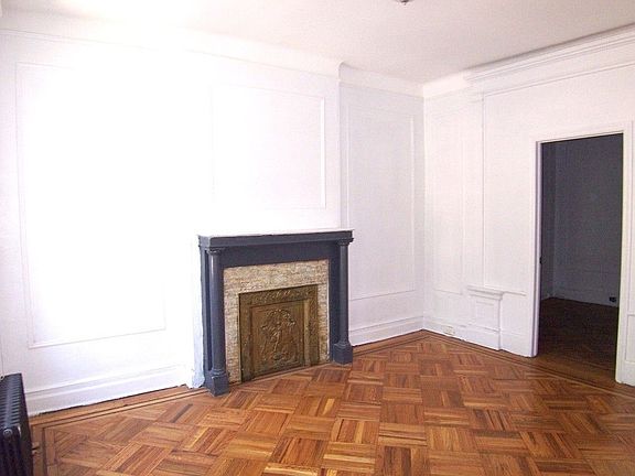 2nd image of 366 E 28th St #2A