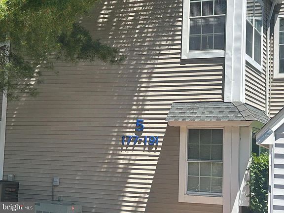 2nd image of 187 Meadow Ridge Rd